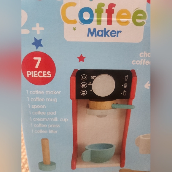 Kids Coffee Maker Playset - Picture 2 of 7